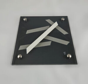 P.T.A.ME-PlexiglassTapeAcrylMedium03